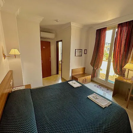 Principe Di Piemonte 3* Rome