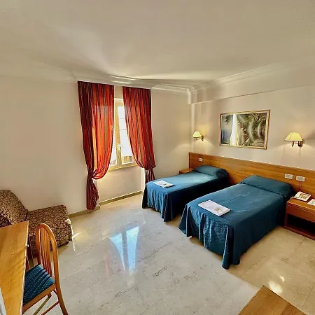 Principe Di Piemonte Hotel Rome