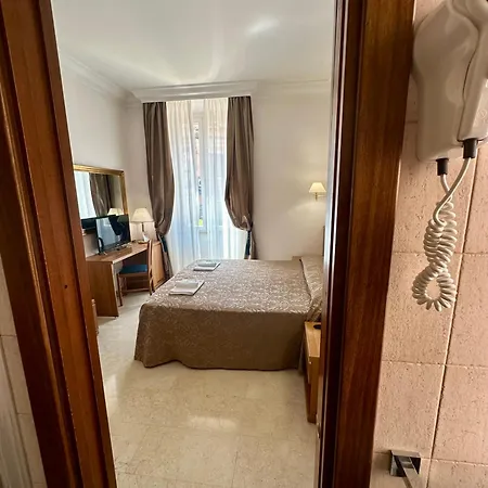 Principe Di Piemonte 3* Rome