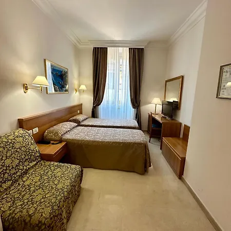 Hotel Principe Di Piemonte 3*