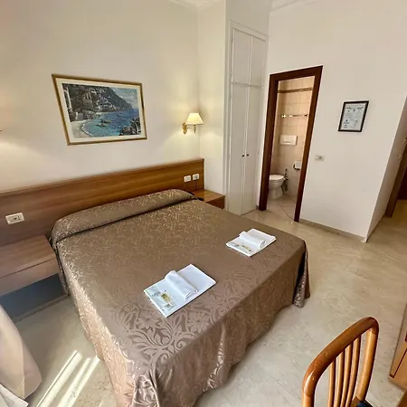 Principe Di Piemonte 3* Rome