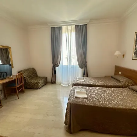 Principe Di Piemonte Отель 3*
